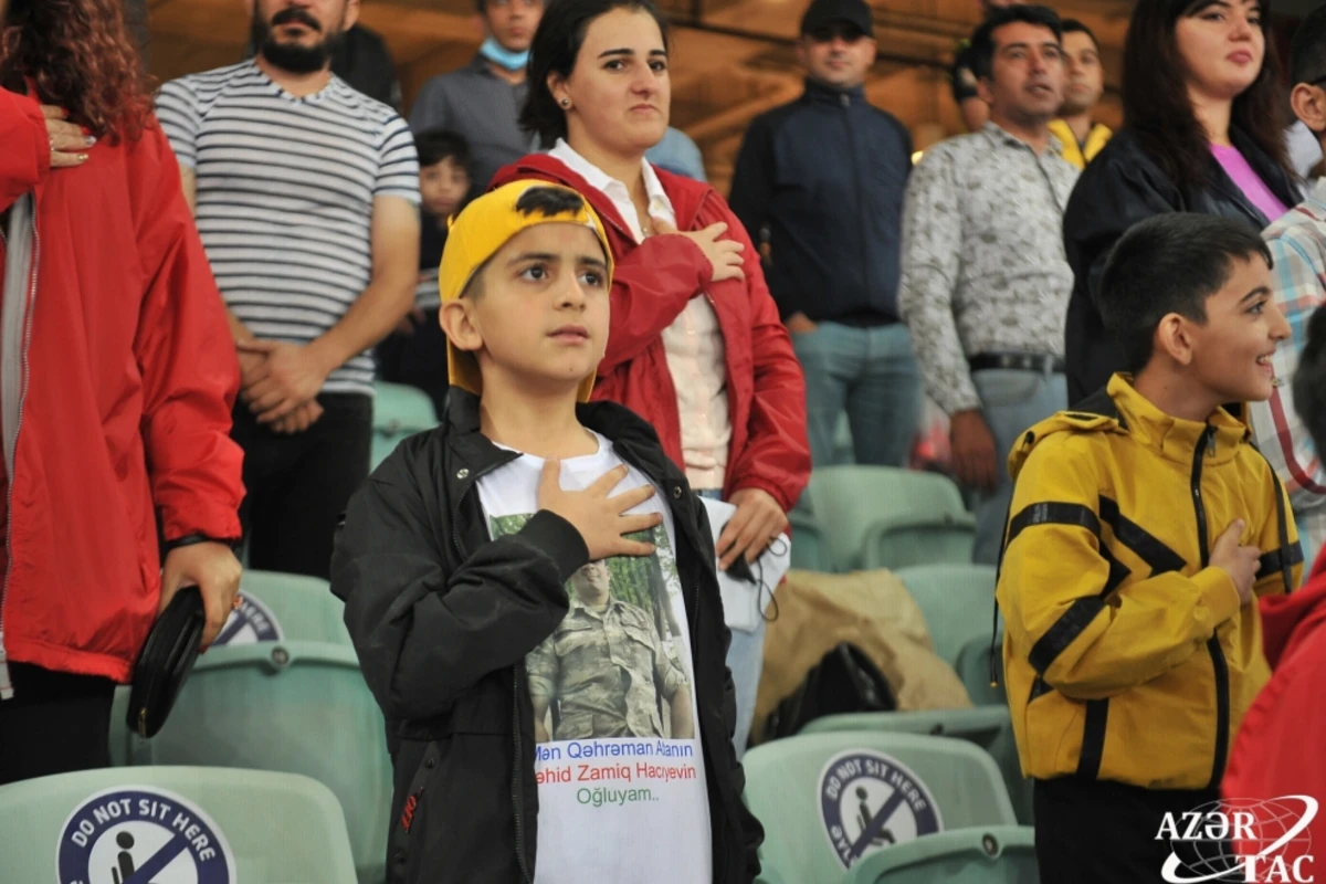 Şəhid ailələrinin üzvləri Azərbaycan-Portuqaliya oyununda azarkeş qismində iştirak ediblər - FOTO