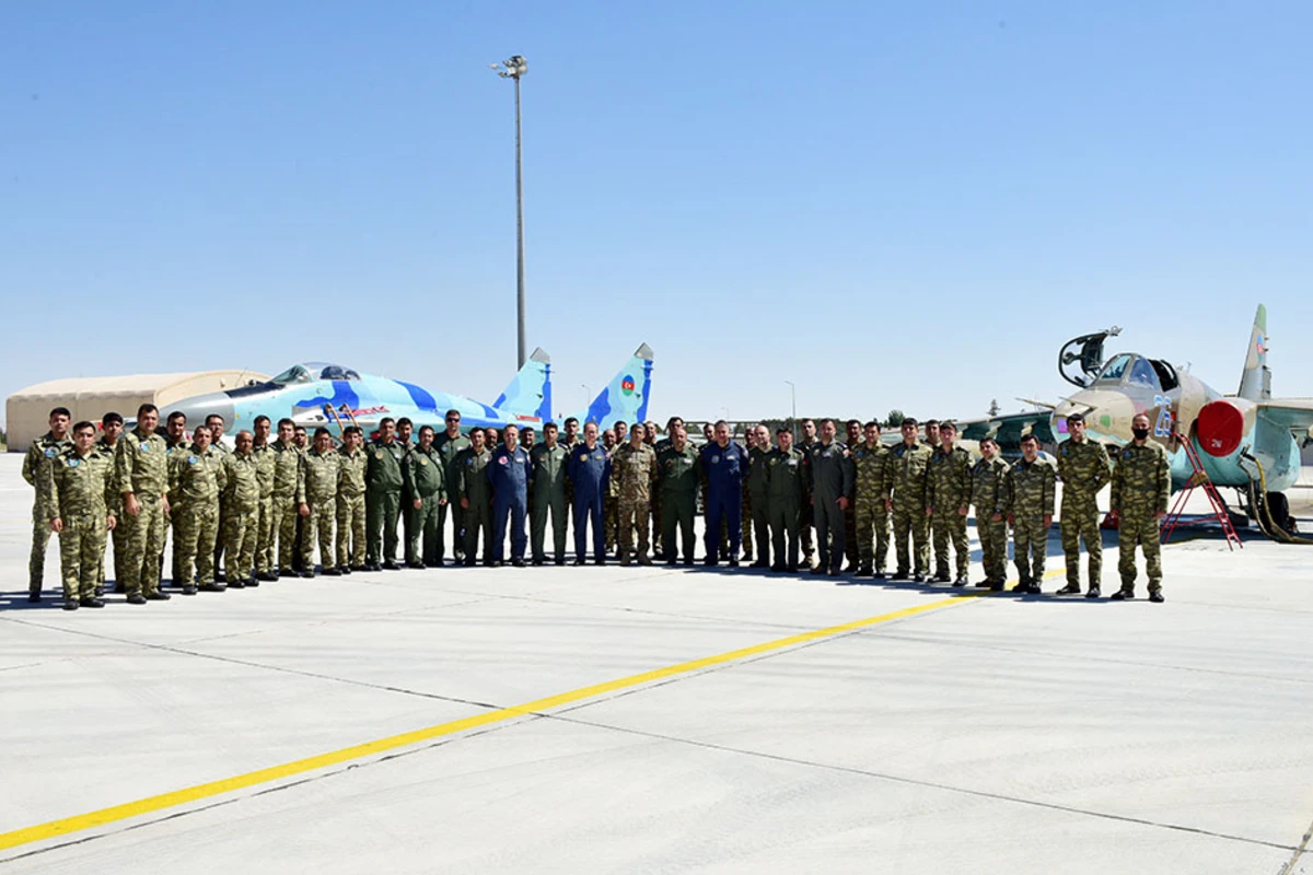 Военный атташе Азербайджана встретился с личным составом, участвующим в учениях Сокол ТурАз - 2021 - ФОТО