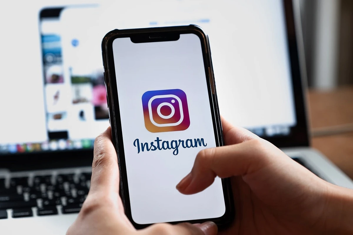 МВД Азербайджана предупредило пользователей о мошенниках в Instagram - ФОТО