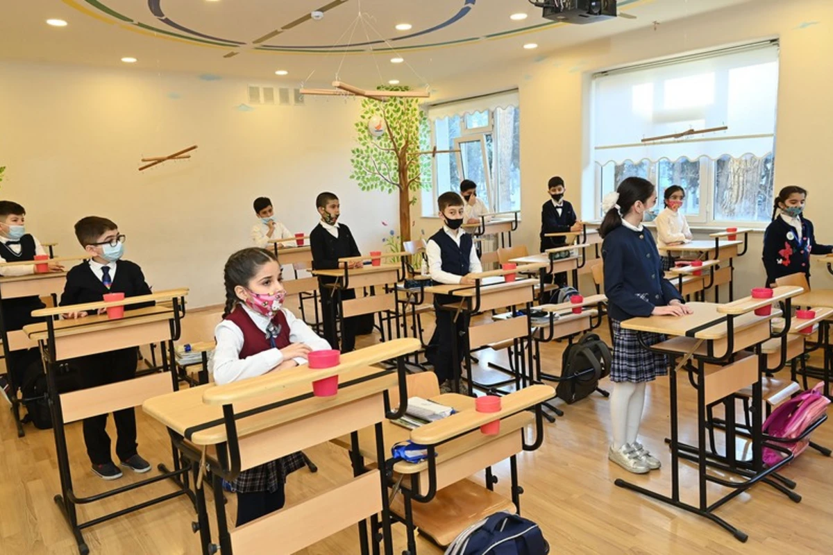 Azərbaycanda məktəblilərin tətil günlərində dəyişiklik edilib