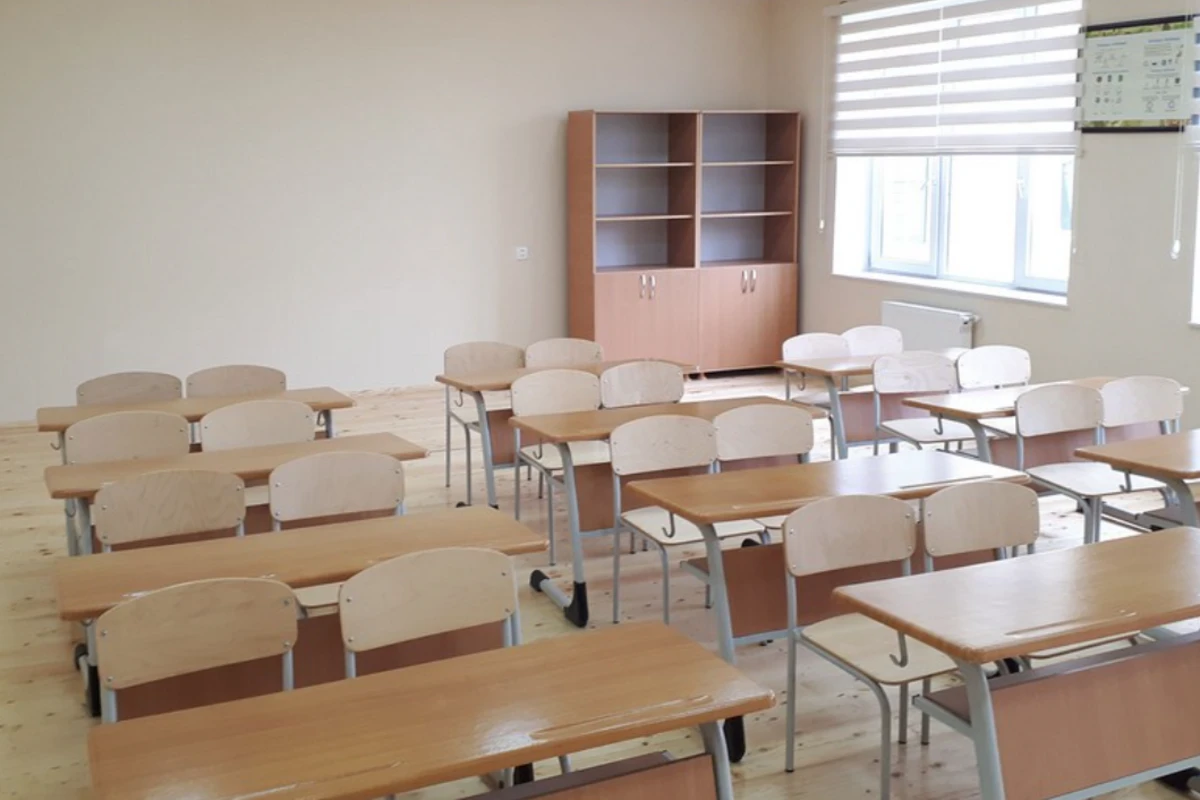 В некоторых школах отменят традиционные журналы