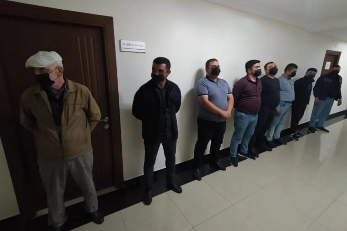 Karantin qaydalarını pozan restoran aşkarlanıb - 8 nəfər saxlanılıb - FOTO