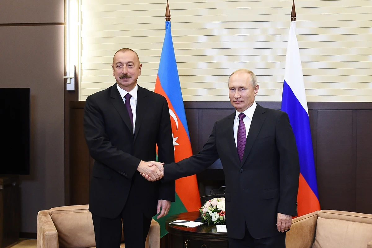 Ильхам Алиев поздравил Владимира Путина