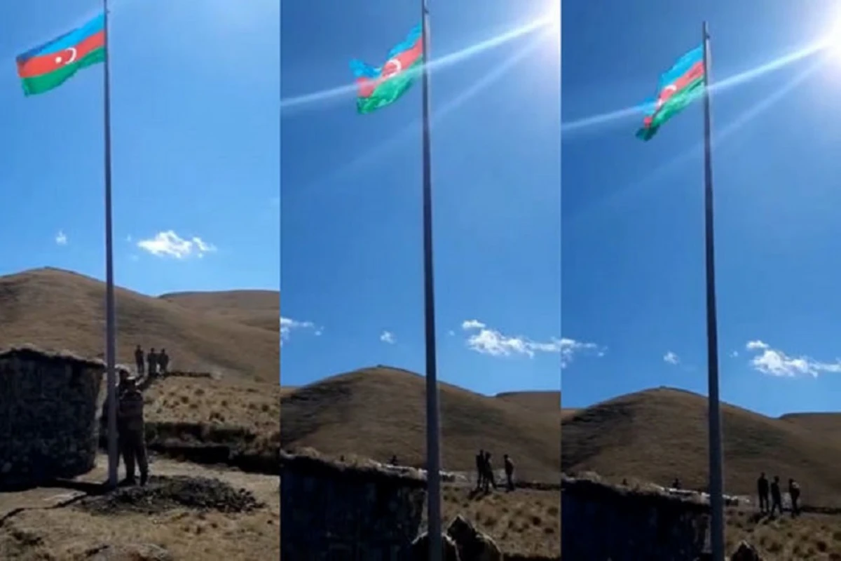 Göyçə mahalının Yuxarı Şorca kəndi istiqamətində bayrağımız yüksəldilib - VİDEO