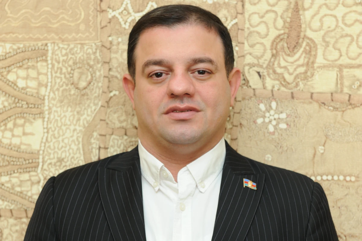 Reket-“jurnalist” Ata Abdullayev kimləri şantaj edib? Reket-“jurnalist” Ata Abdullayev kimləri şantaj edib?