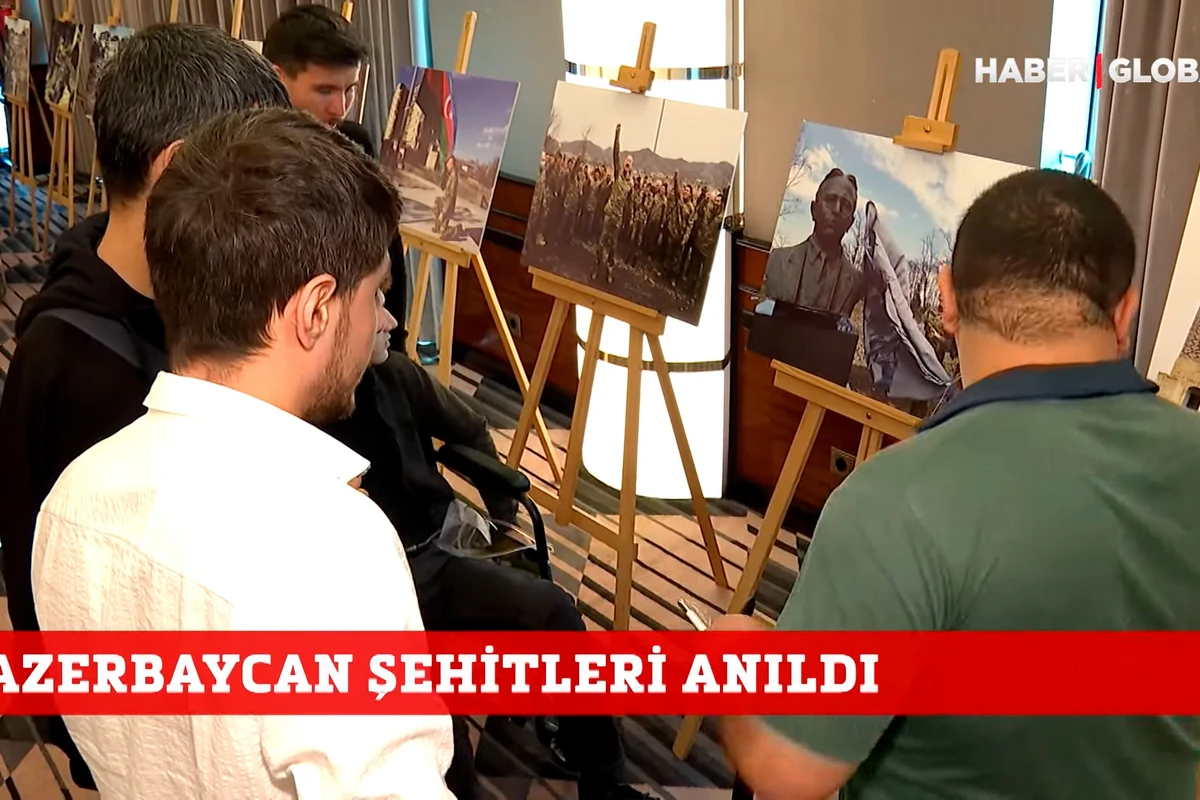 İstanbulda 44 günlük müharibə ilə bağlı sərgi keçirildi - VİDEO