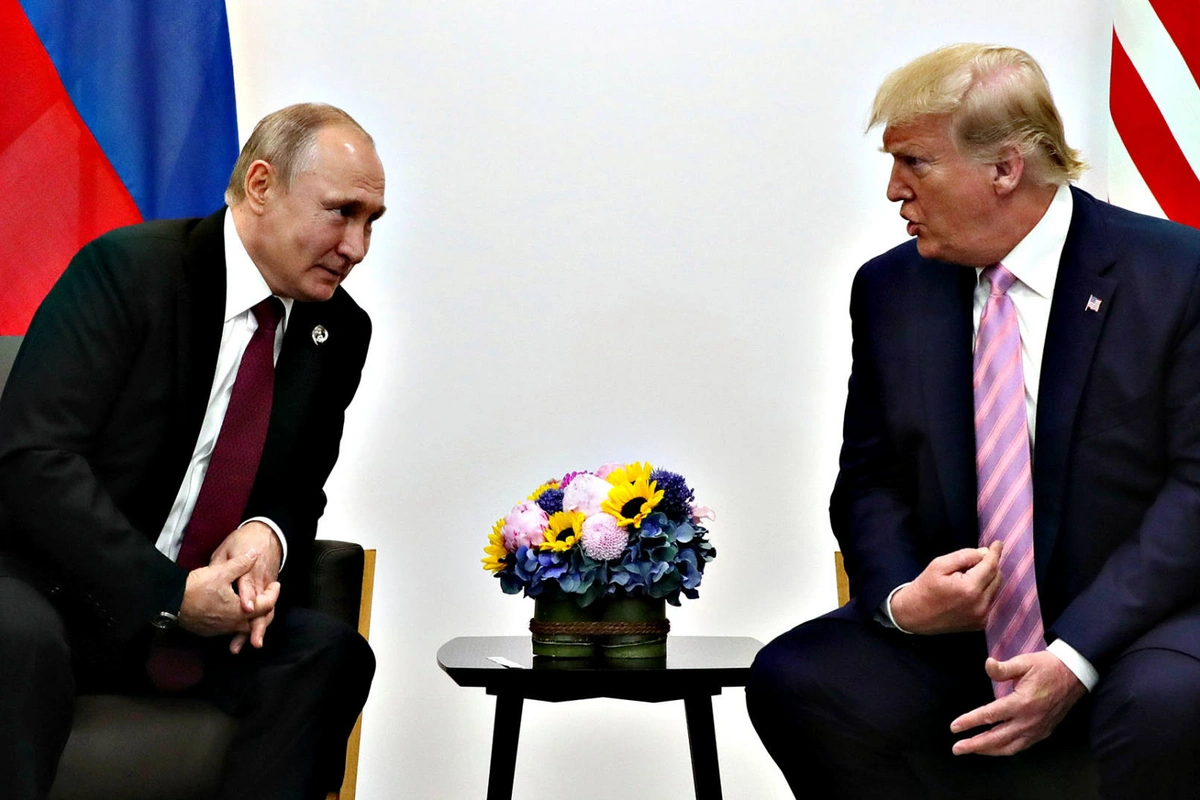 Путин нарочно кашлял на встрече с Трампом, заявили в США