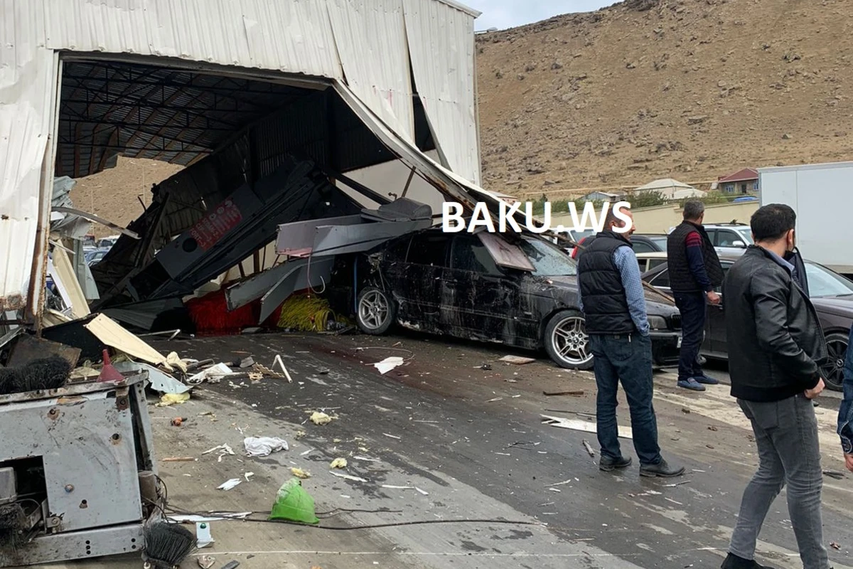 Bakıda ağır qəza - BMW yük maşını ilə toqquşdu - VİDEO