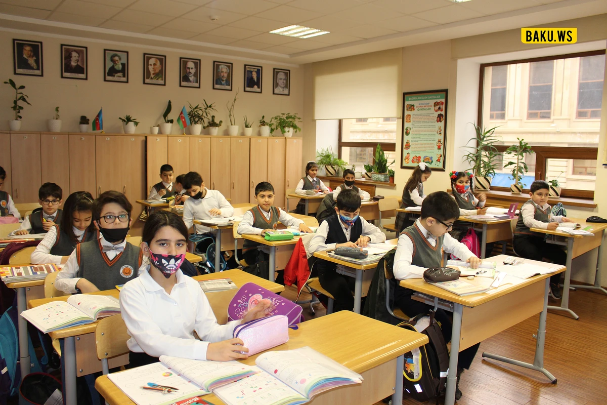 Bakıda valideynlər uşaqlarını məktəbə göndərməkdən imtina edib - AÇIQLAMA