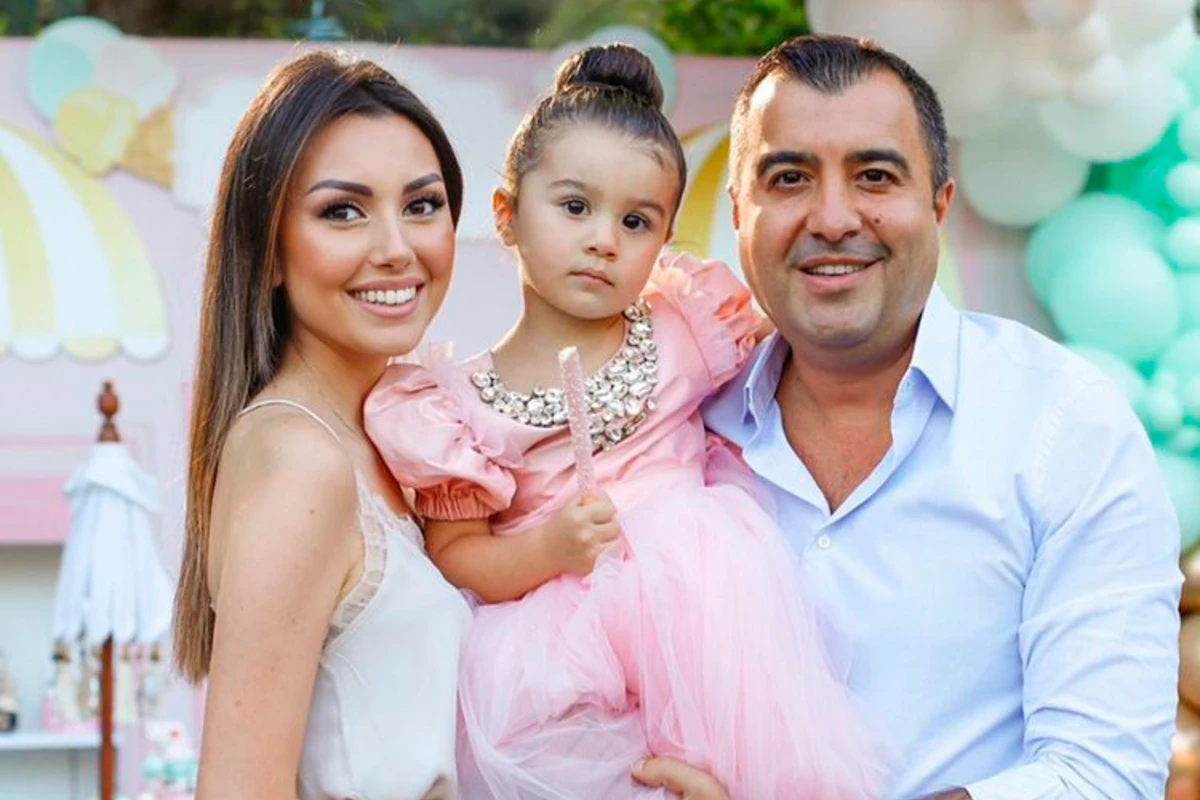 Safura Əlizadənin ailəsində xoş gün - FOTO