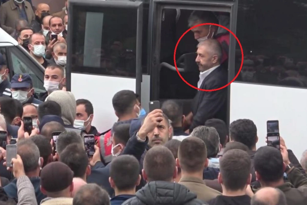 Həbsdə olan məşhur kriminal avtoritet qardaşının yasına belə gəldi - VİDEO