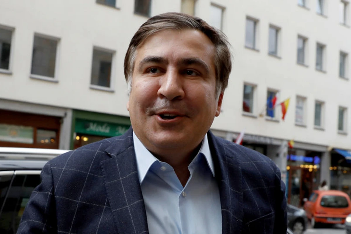 Саакашвили в тюрьме называют господин президент