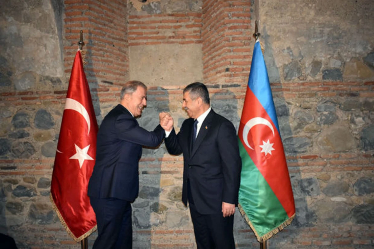 Zakir Həsənov Türkiyənin Milli Müdafiə naziri ilə görüşüb - FOTO