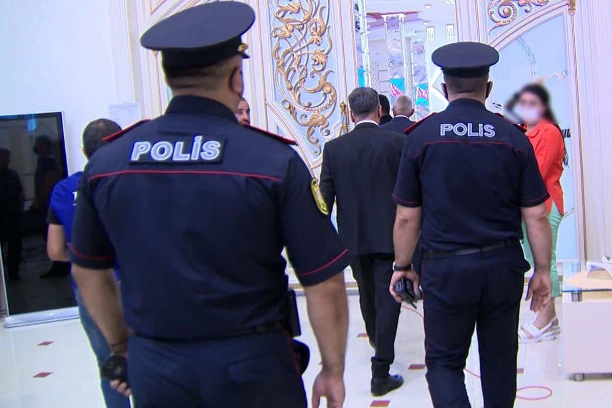 Azərbaycanda karantin qaydalarını pozan toy təşkilatçısı cərimələnib