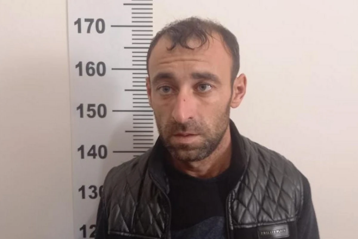 Polis əməliyyat keçirib, 3 nəfər saxlanılıb - FOTO