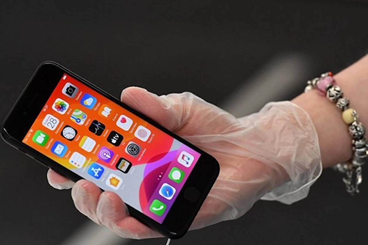 Apple выпустит новый iPhone SE