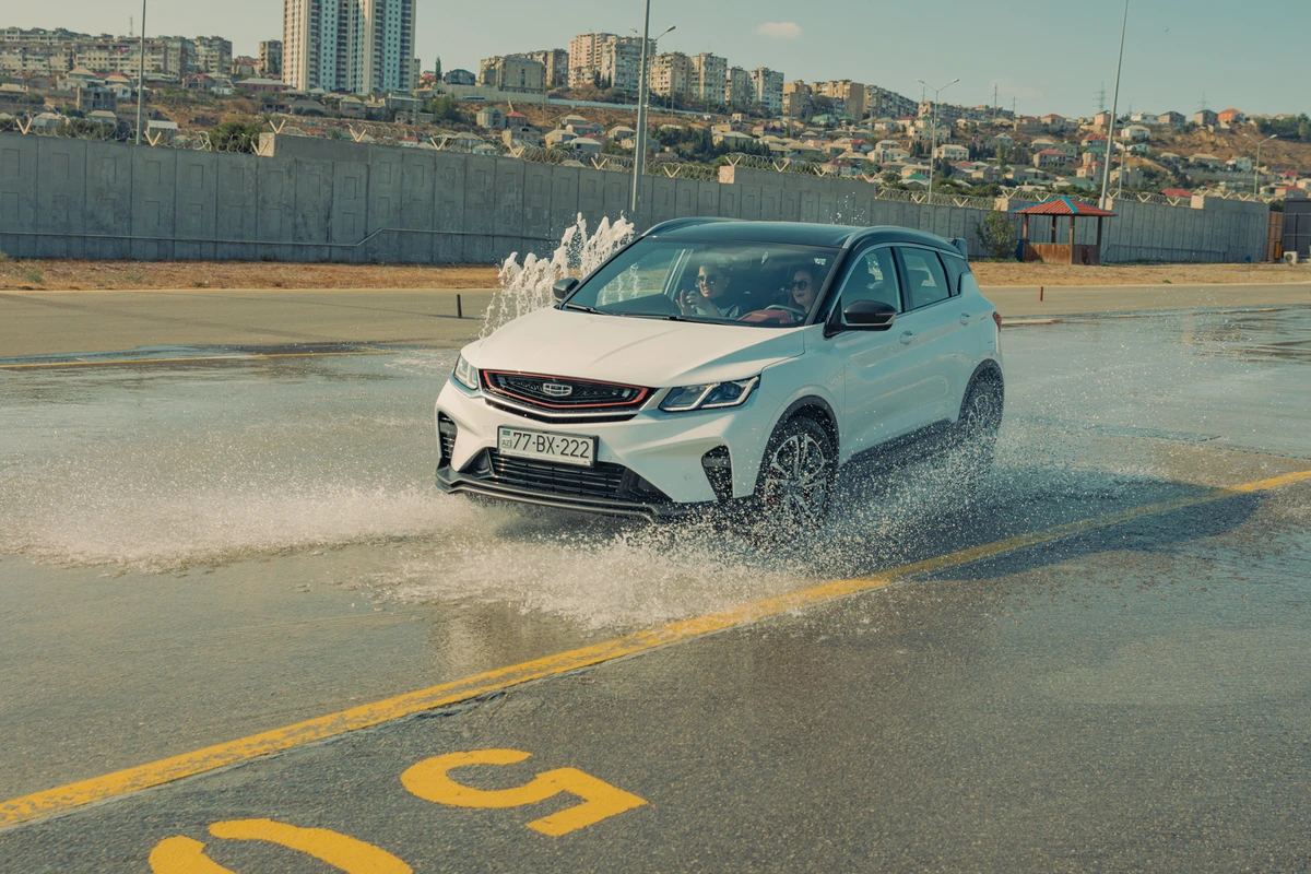 Geely sürücülük Akademiyası. Azərbaycanda ilk dəfə - FOTO/VİDEO