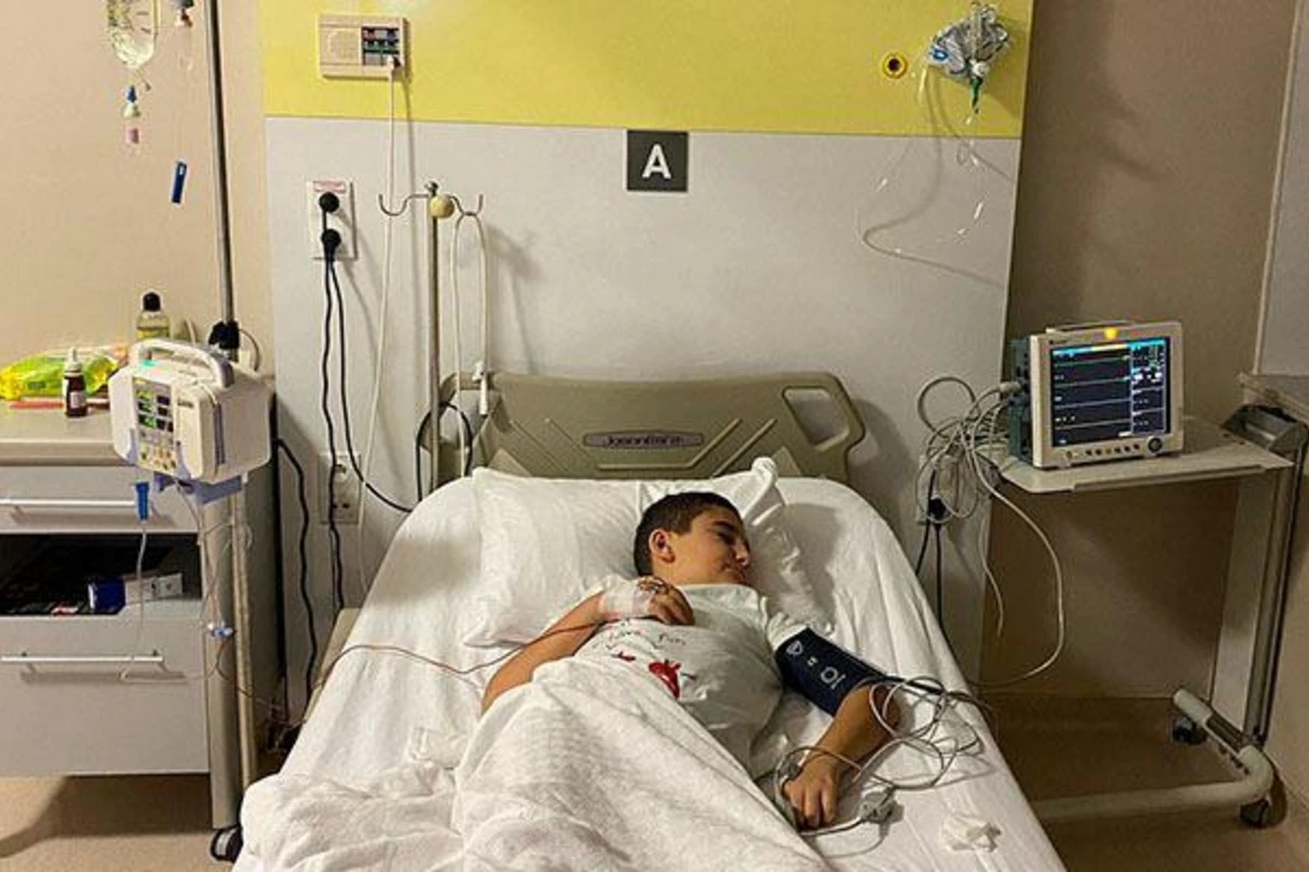 Mehriban Əliyeva leykozdan əziyyət çəkən 10 yaşlı Eldarın müalicəsini nəzarətə götürdü - FOTO