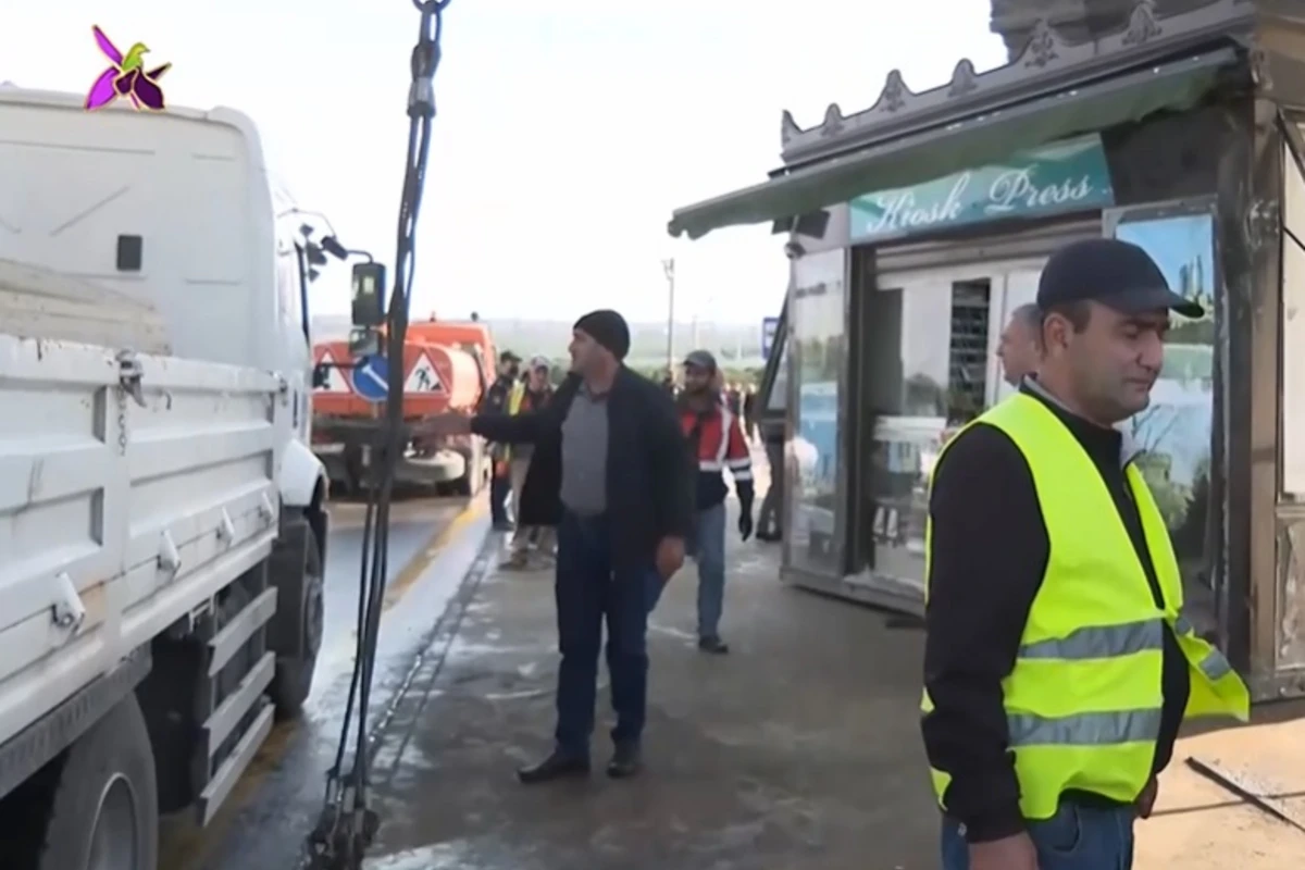 Bakıda 5 nəfərin öldüyü dəhşətli qəza ilə bağlı YENİ FAKT - VİDEO Bakıda 5 nəfərin öldüyü dəhşətli qəza ilə bağlı YENİ FAKT - VİDEO