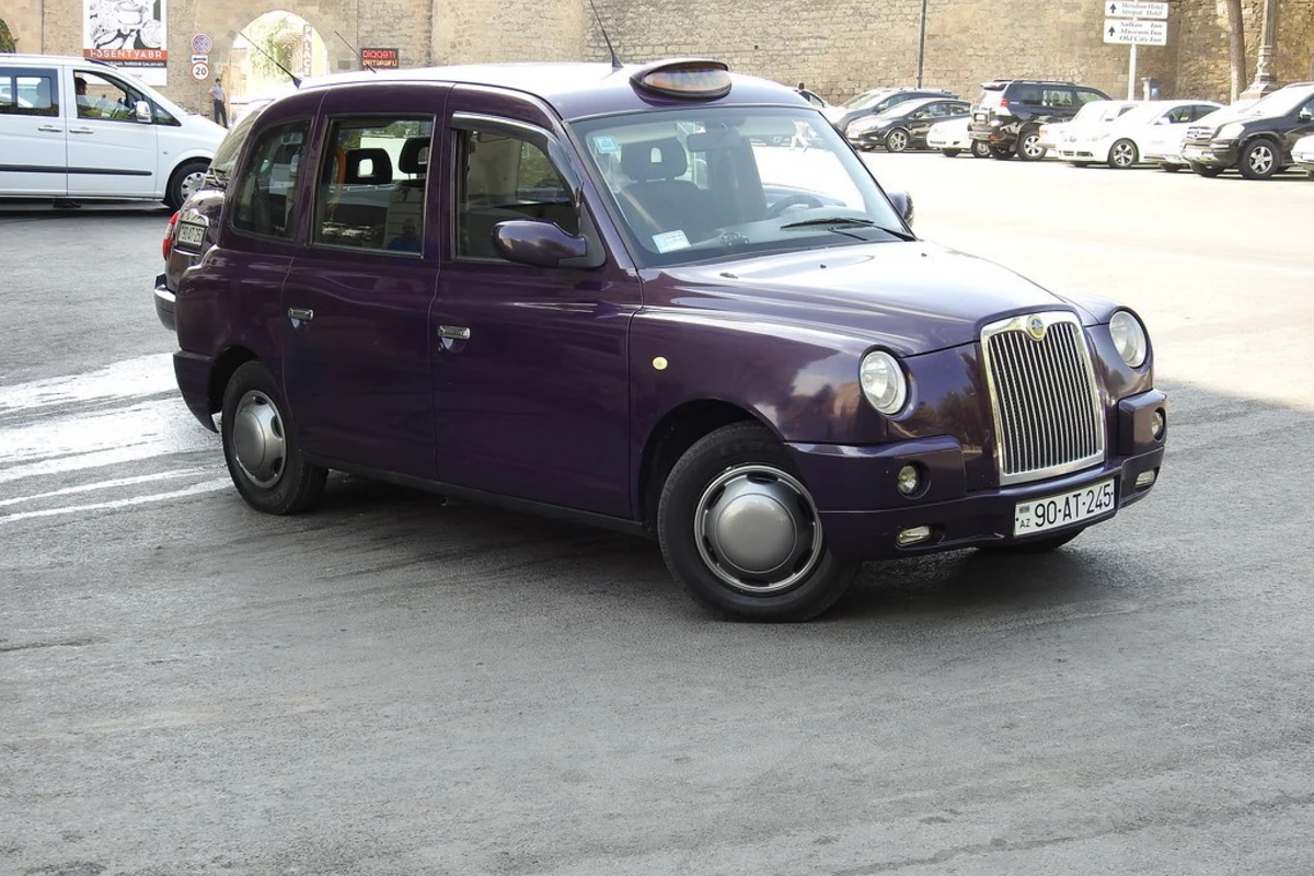 Bakıda “London Taxi”nin nömrəsi oğurlanıb Bakıda “London Taxi”nin nömrəsi oğurlanıb