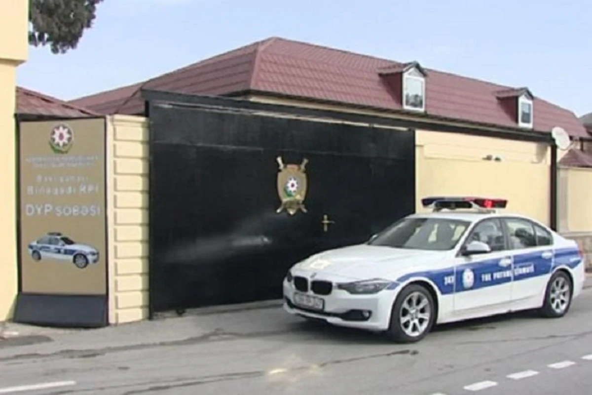 Bakıda polis şöbəsini su basdı - VİDEO Bakıda polis şöbəsini su basdı - VİDEO