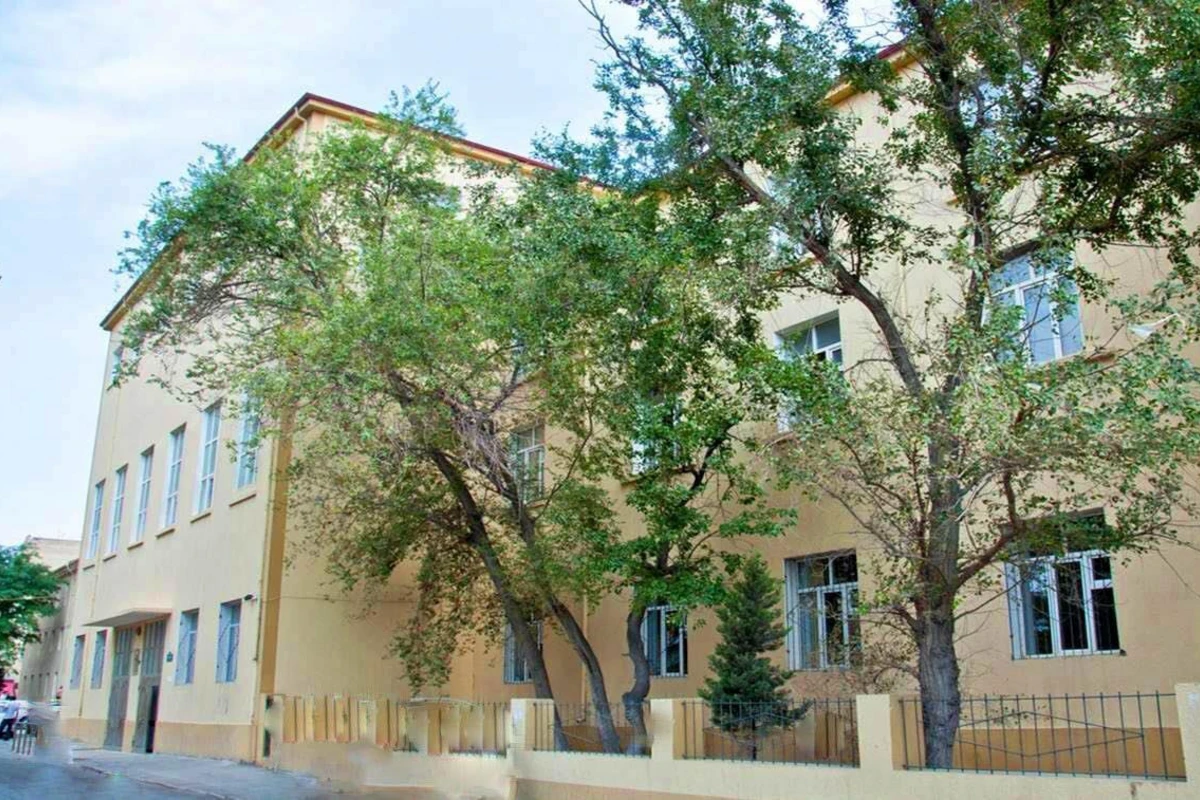 Bakıda bu məktəbdə tədris bərpa olundu Bakıda bu məktəbdə tədris bərpa olundu