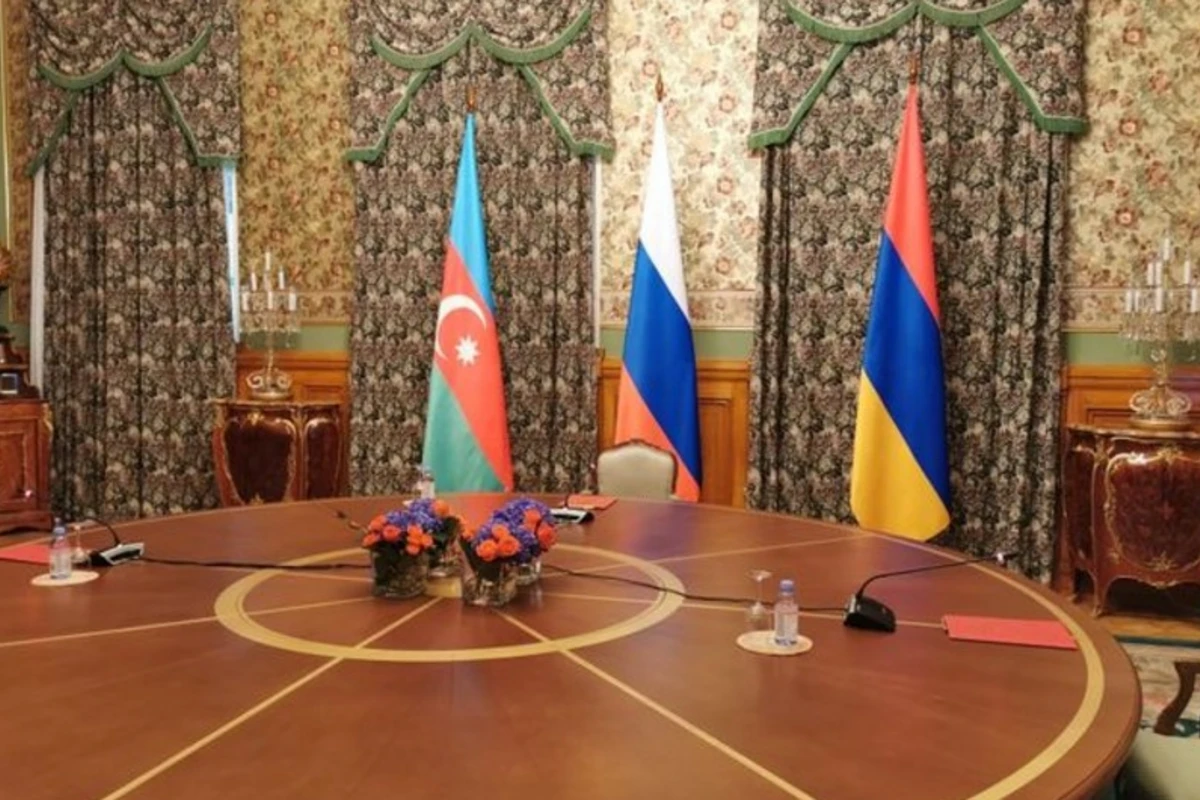 Minskdə Azərbaycan, Rusiya və Ermənistan XİN başçılarının görüşü keçirilib Minskdə Azərbaycan, Rusiya və Ermənistan XİN başçılarının görüşü keçirilib