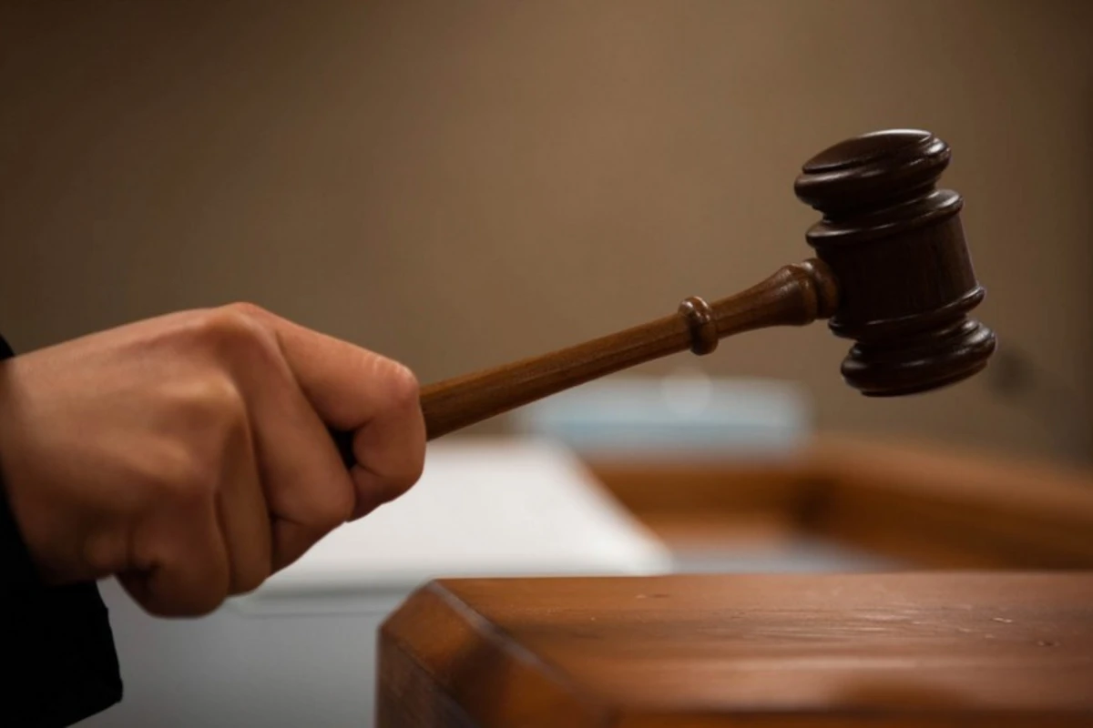Bakıda qadın sosial binalardan mənzil almaq adı ilə vətəndaşların 704 min manatını ələ keçirib Bakıda qadın sosial binalardan mənzil almaq adı ilə vətəndaşların 704 min manatını ələ keçirib