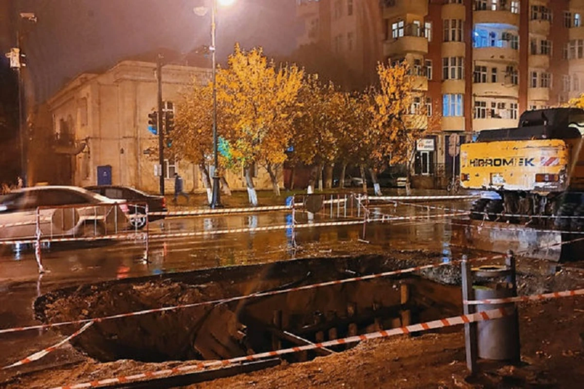 В Сумгайыте провалился участок автомобильной дороги
