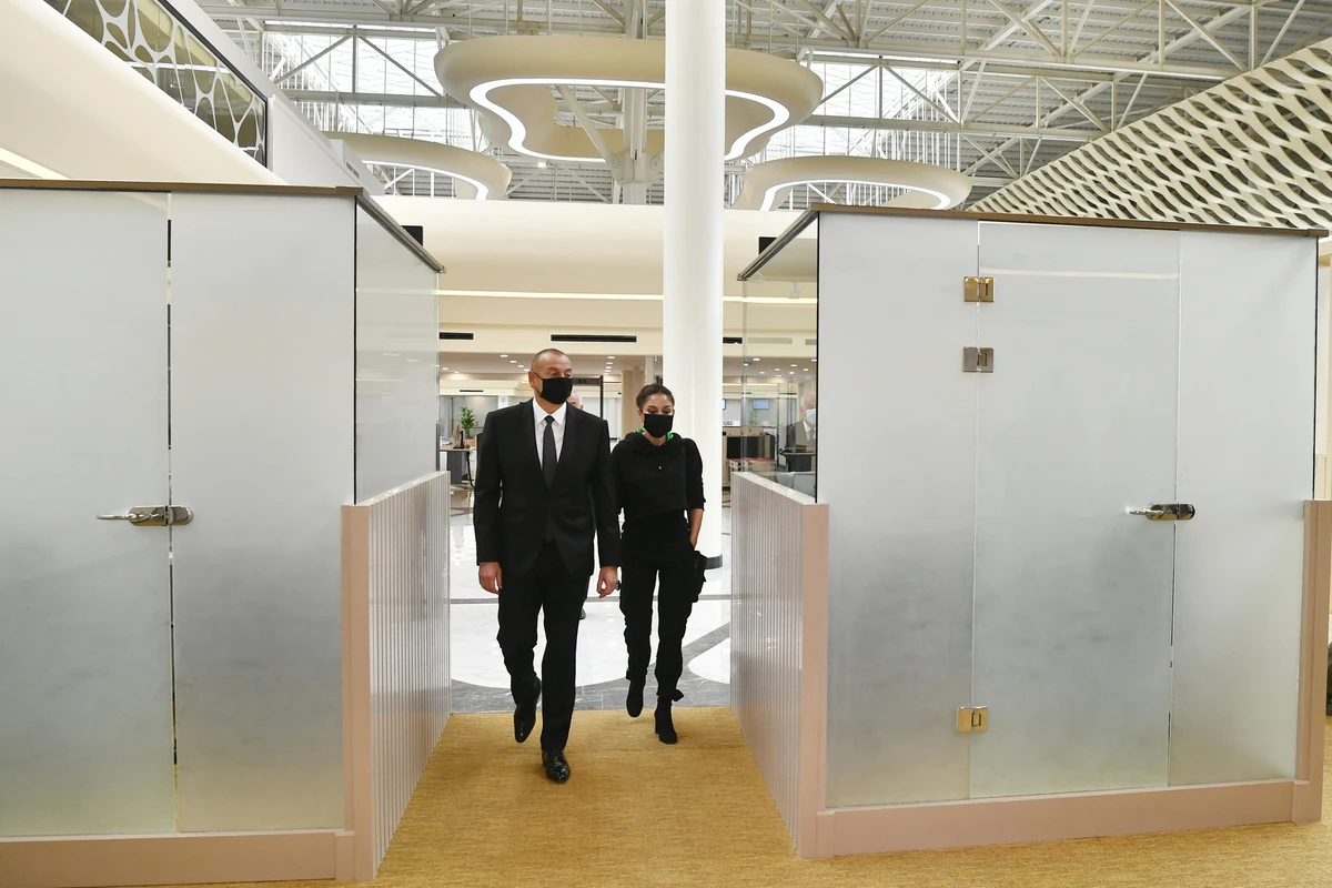 Prezident Zəngilan Beynəlxalq Hava Limanının tikintisi ilə tanış olub - FOTO Prezident Zəngilan Beynəlxalq Hava Limanının tikintisi ilə tanış olub - FOTO