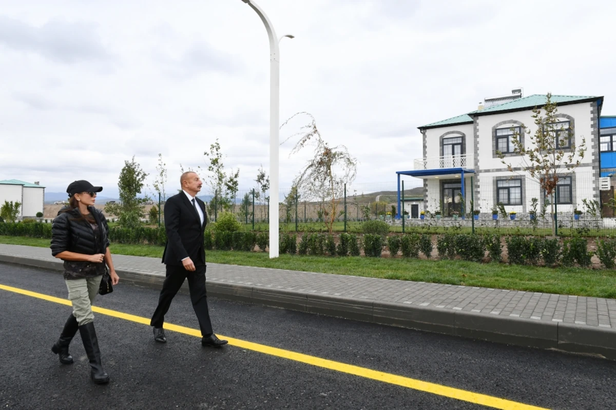 Azərbaycan Prezidenti Zəngilanın Ağalı kəndində həyata keçirilən işlərlə tanış olub - YENİLƏNİB - FOTO