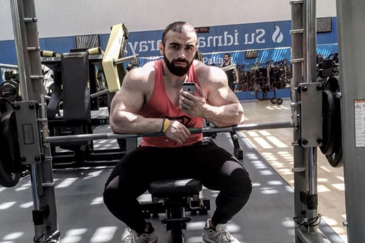 Baş Prokurorluq: “Bakıda idmançının zalda ölümü ilə bağlı araşdırma aparılır”