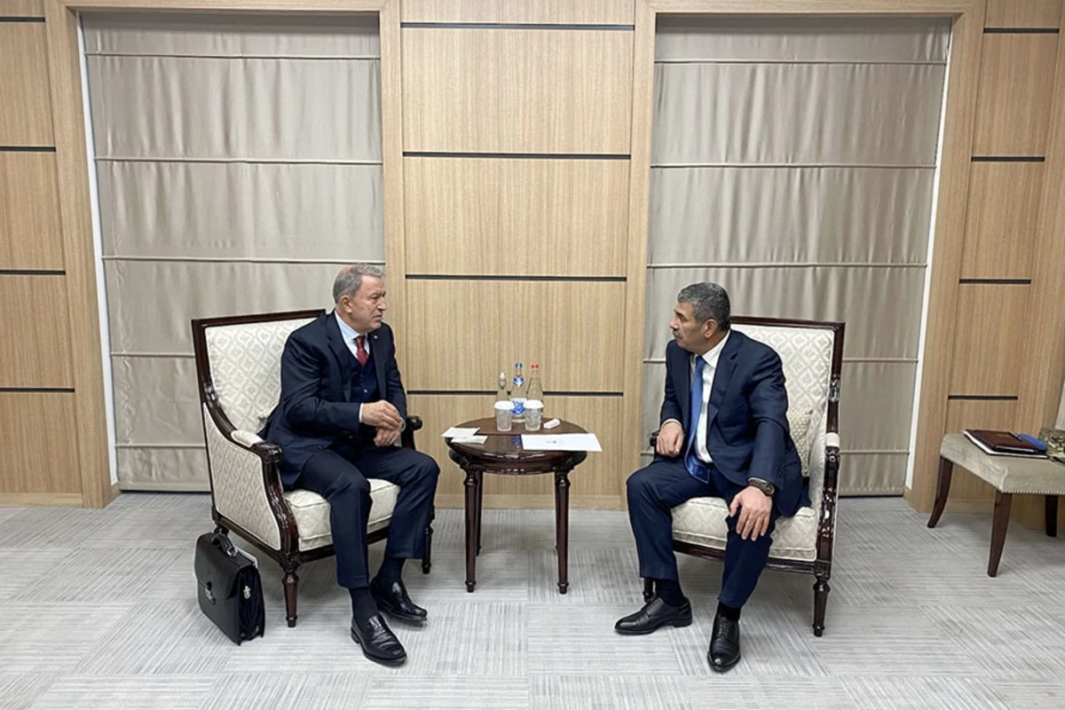 Zakir Həsənovla Hulusi Akar arasında görüş olub
