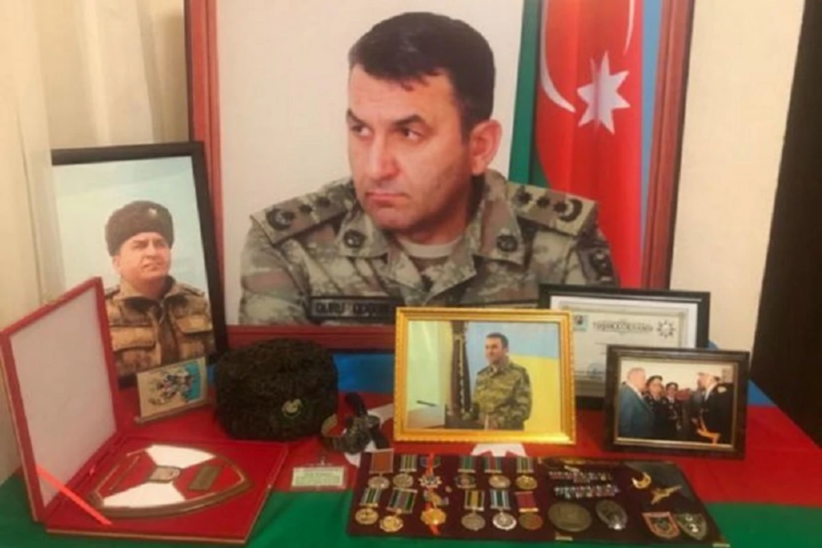 Şəhid polkovnikin adından istifadə edərək insanları aldadan yeniyetmə tutuldu - FOTO/VİDEO