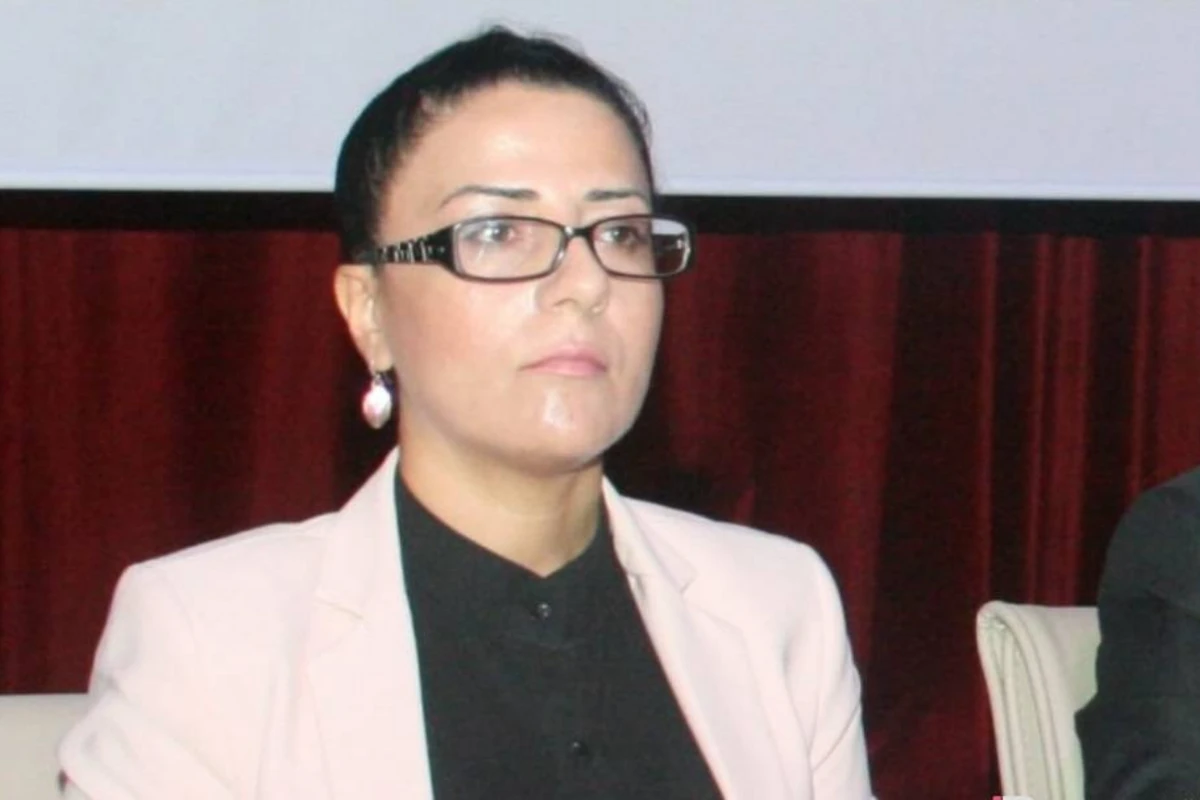 İcra başçısının sabiq xanım müavini məhkəmə zalında həbs olundu