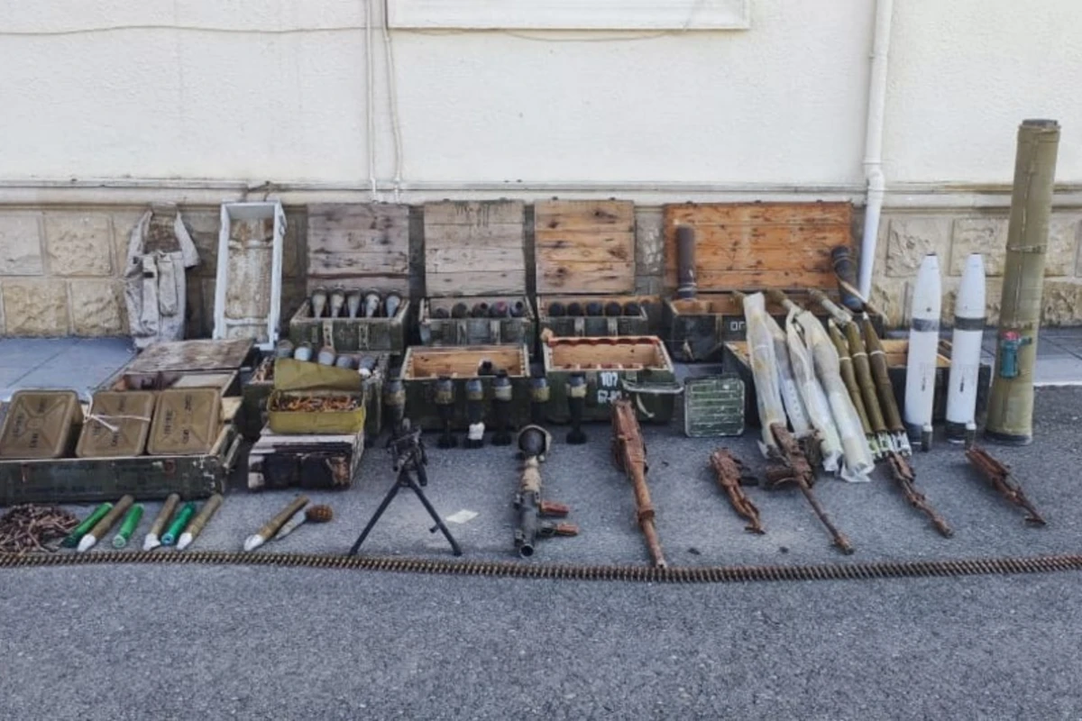 В Физули обнаружены оружие и боеприпасы