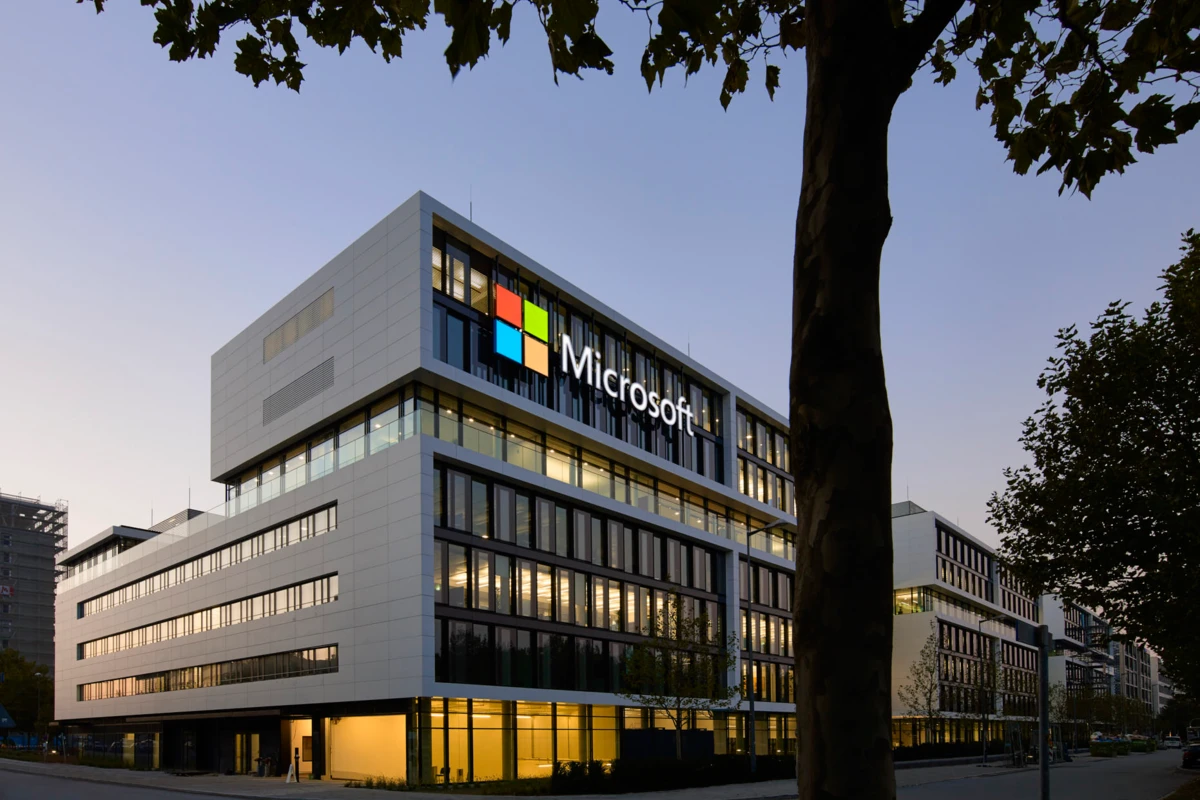 Microsoft стала самой дорогой компанией в мире, обогнав Apple