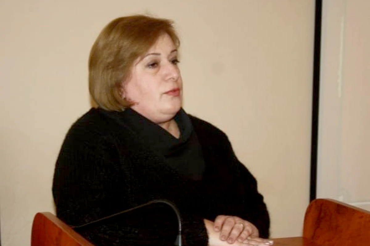 Məhkəmə İŞİ. BSU-nun şöbə müdiri tələbədən 4 min manatı niyə alıb? Məhkəmə İŞİ. BSU-nun şöbə müdiri tələbədən 4 min manatı niyə alıb?