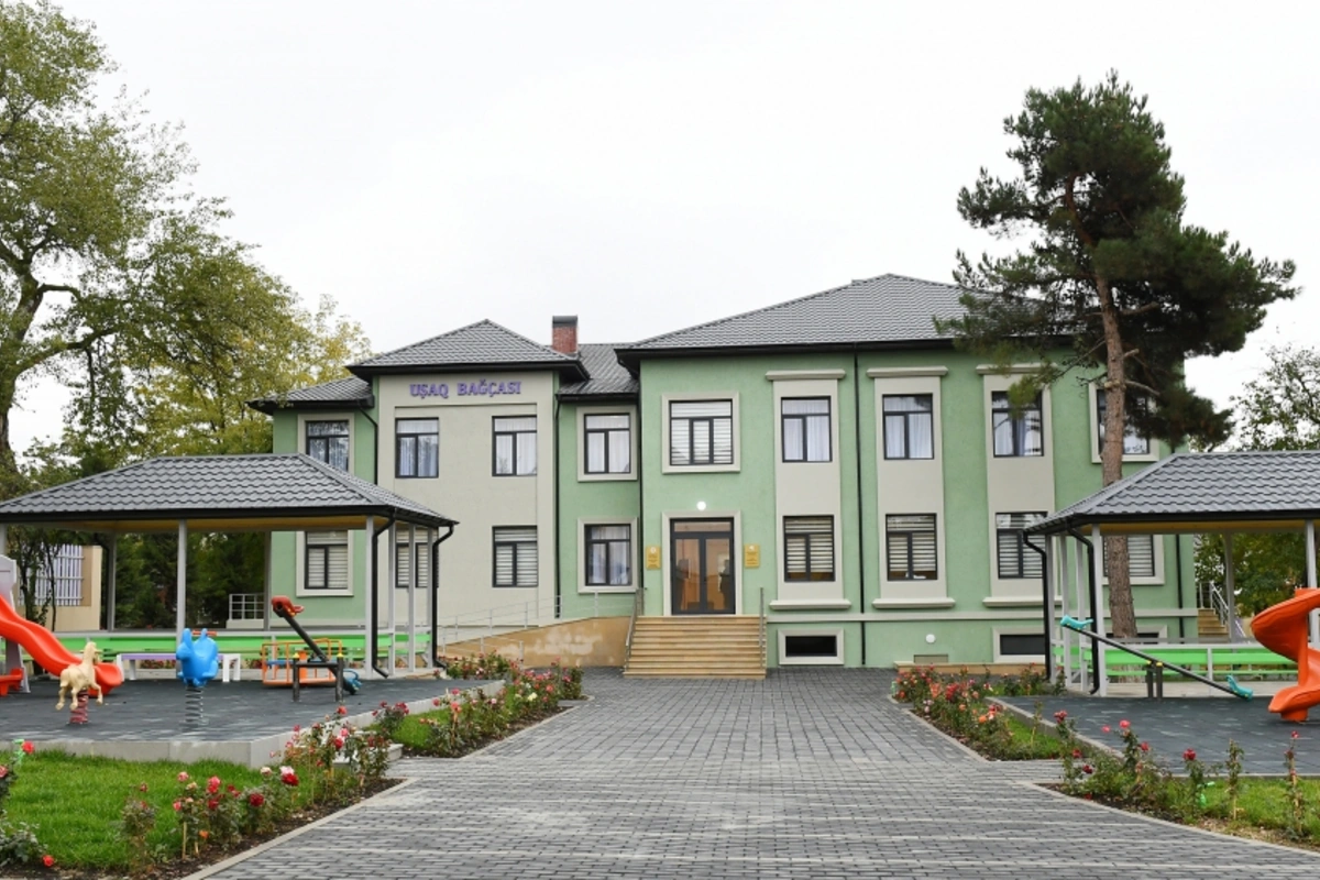 İlham Əliyev və Mehriban Əliyeva Şamaxıda 7 saylı körpələr evi-uşaq bağçasının açılışında - FOTO