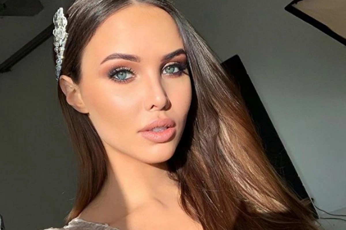 Принявшая ислам Анастасия Решетова вновь разозлила фанатов ФОТО в откровенном образе