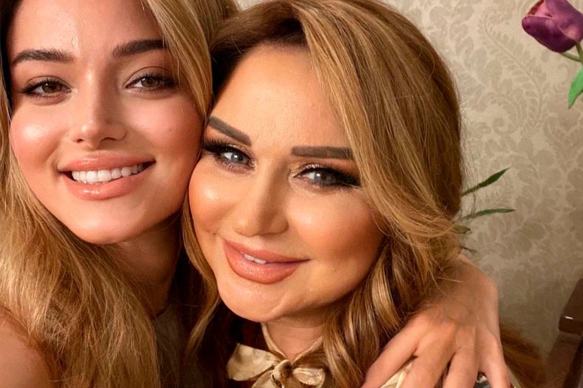 Xalq artistinin qızı onu belə təbrik etdi - FOTO