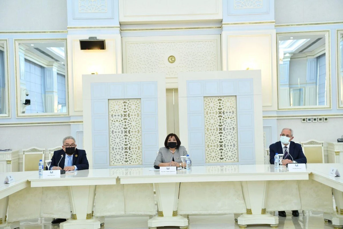 Vətən müharibəsi şəhidi Cəbrayıl Dövlətzadənin anası işlə təmin olundu - FOTO