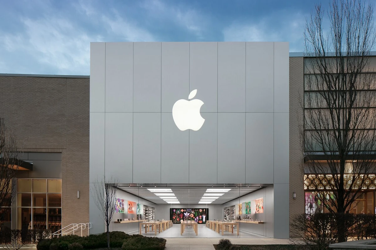 СМИ: Apple наняла для разработки собственных авто экс-сотрудников Tesla
