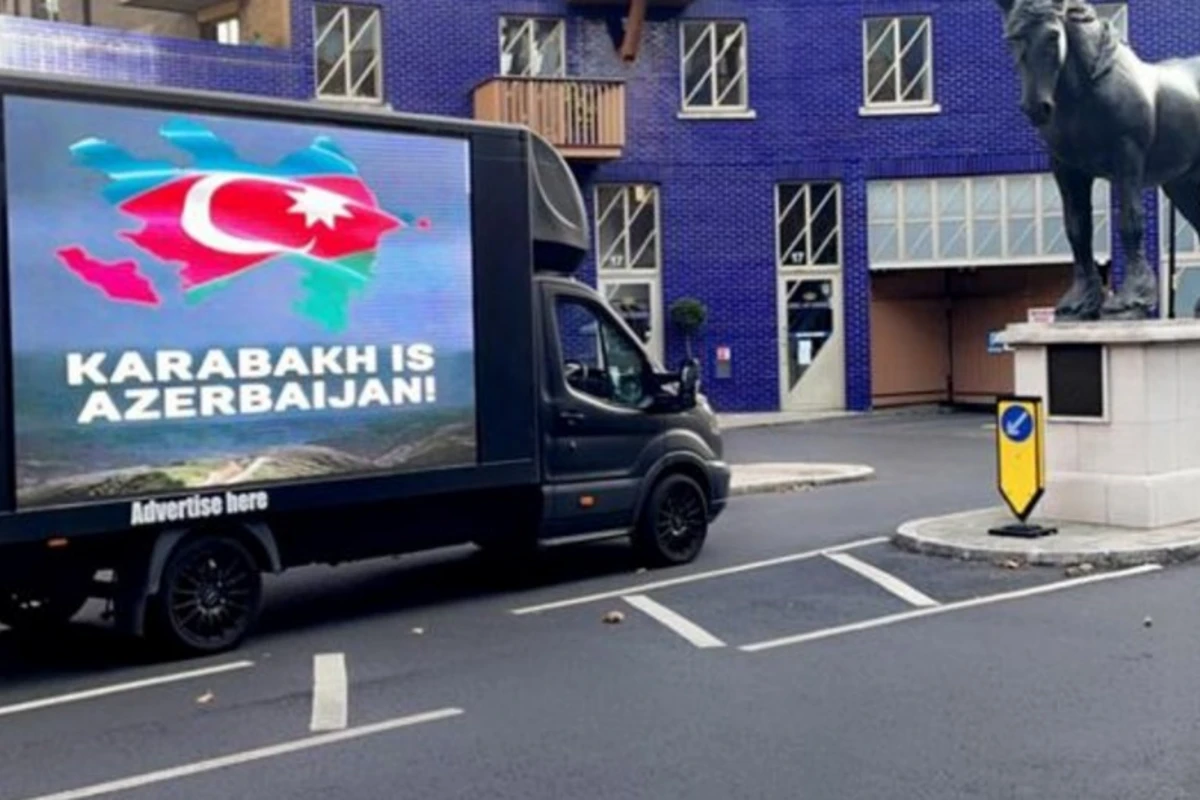 Londonda Zəfər Günü münasibətilə aksiya təşkil olunub