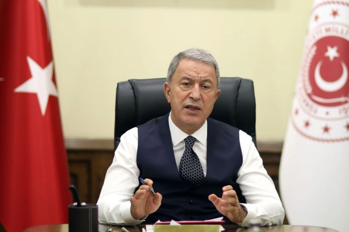 Türkiyənin müdafiə naziri Ermənistana xəbərdarlıq edib