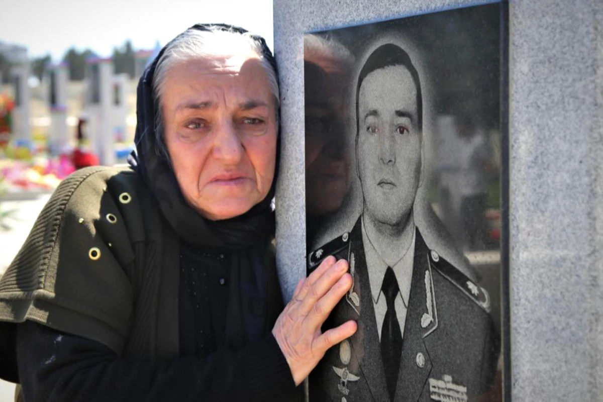 Мать Полада Гашимова: После его гибели тысячи молодых людей готовы были отправиться на фронт - ВИДЕО