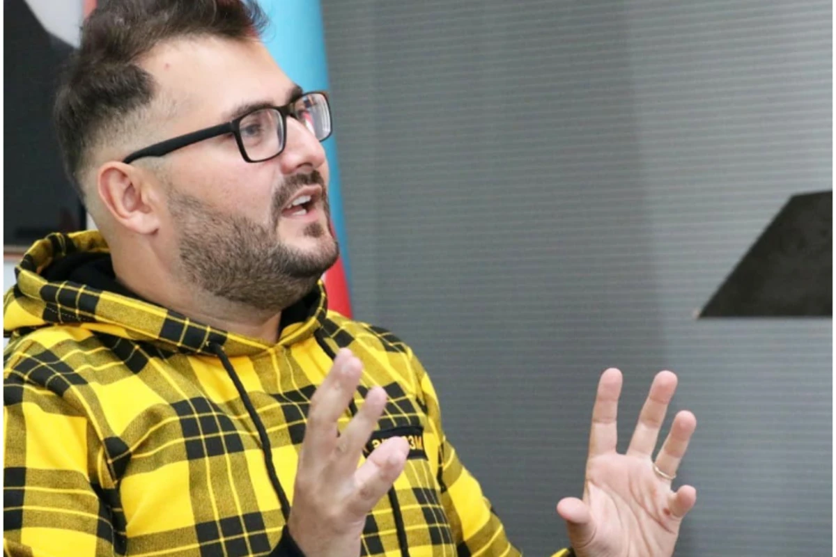 Murad Arif: “20 yaş kiçikdir, gözlərindəki kədər isə məndən qocadır!” - FOTO
