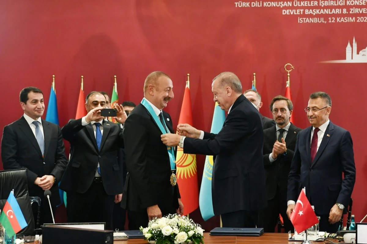 Deputat: “Prezidentin gördüyü işlər olduqca strateji əhəmiyyət kəsb edir” Deputat: “Prezidentin gördüyü işlər olduqca strateji əhəmiyyət kəsb edir”