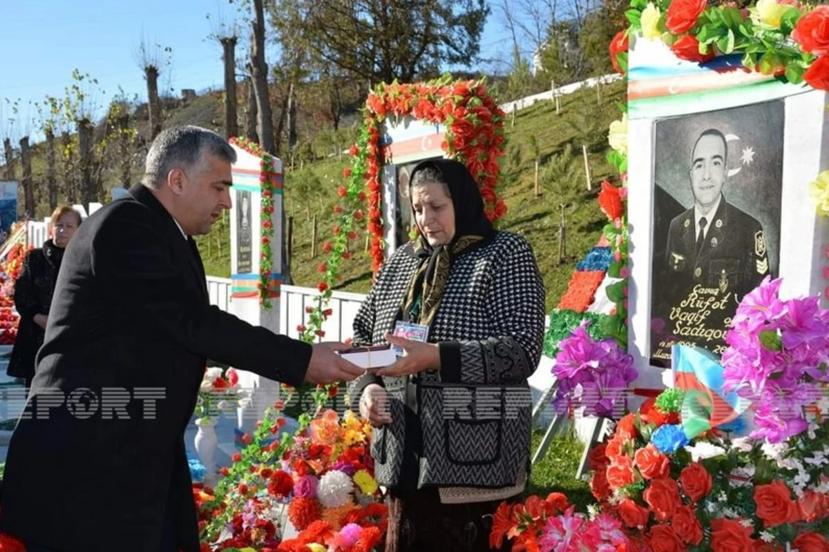 Daşkəsəndə Vətən müharibəsi şəhidinin anım mərasimi keçirilib - FOTO