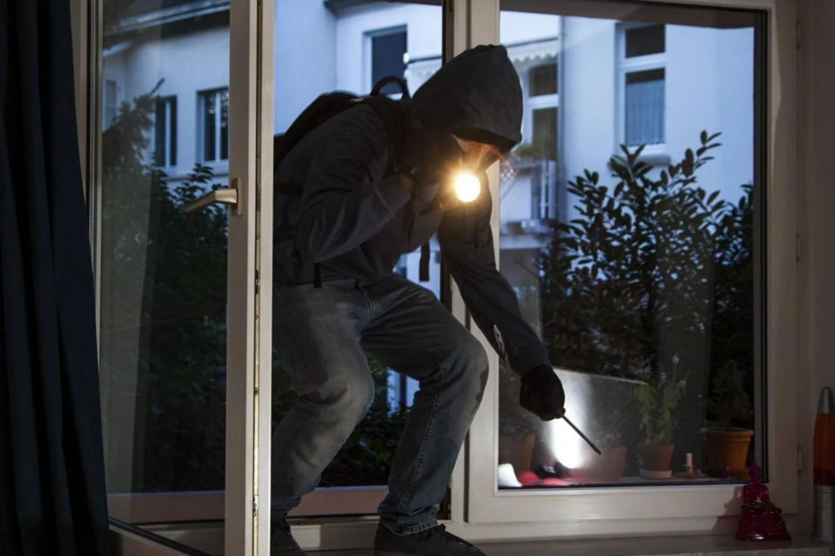 Bakıda kuryoz hadisə: Oğurluğa gedən şəxs başqa oğrularla rastlaşdı...